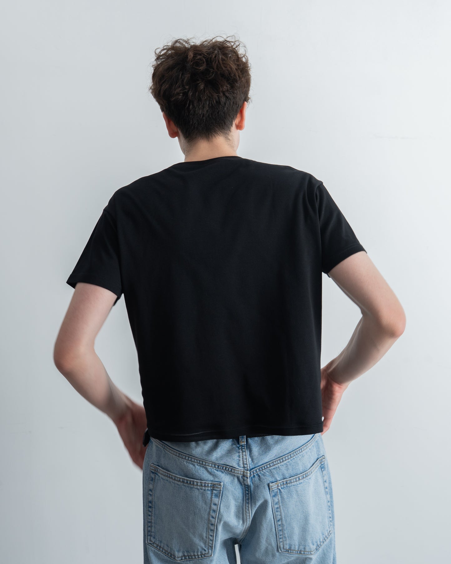 Cropped Tee Black